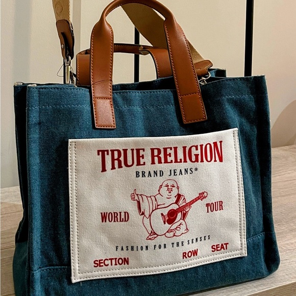 🎄True Religion Denim and Leather Straps Xbody bag 13”Wx10”L🎄